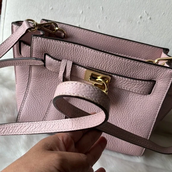 Michael Kors Hamilton Small Crossbody Woman's Travel Messenger Leather Bag Purse - Picture 14 of 15